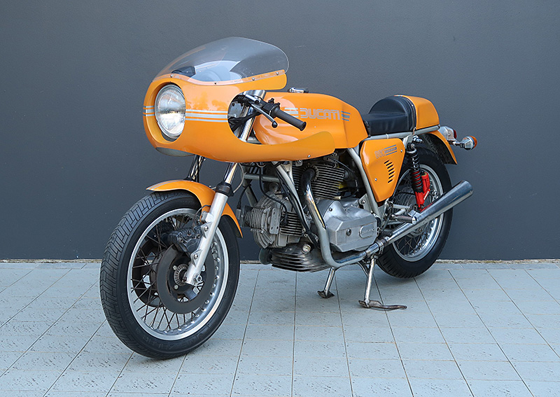 Ducato 750 sport replica
